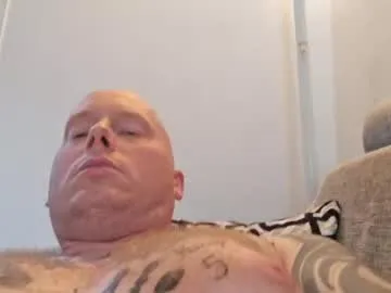 little_effy18_ – webcam model profile photo Image 10