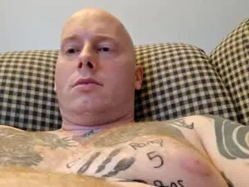 little_effy18_ – webcam model profile photo Image 4