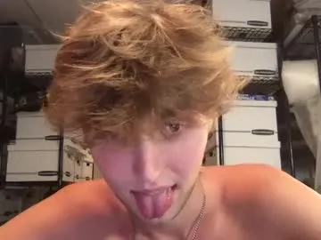 Alicatcua_ – webcam model profile photo Image 2