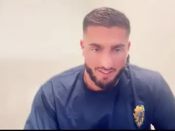 Allla – webcam model profile photo Image 8