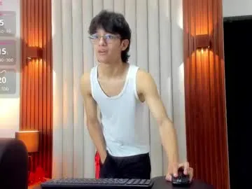 hungeddy – webcam model profile photo Image 6