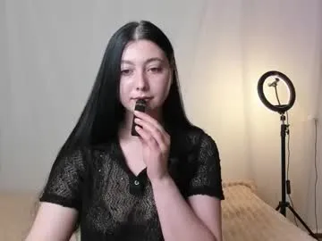 ManiacDemonessa – webcam model profile photo Image 6