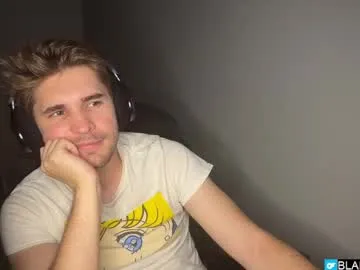 mayadashaaa – webcam model profile photo Image 17