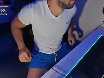 octavarium211 – webcam model profile photo Image 4