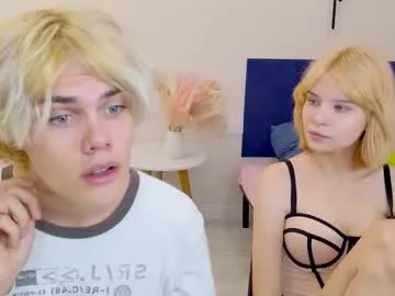 roouse – webcam model profile photo Image 14