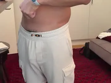 IORio2 – webcam model profile photo Image 16