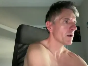 Sugarlina – webcam model profile photo Image 6