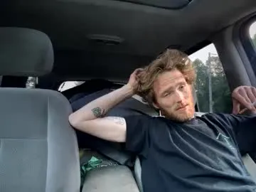 Simonsways99 – webcam model profile photo Image 6