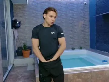 tyler_gus – webcam model profile photo Image 8
