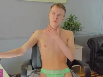 nicky_mart – webcam model profile photo Image 8