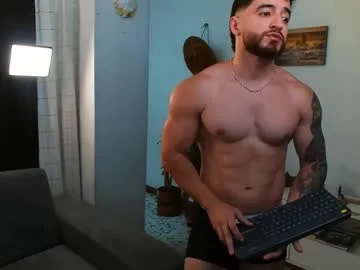 Allla – webcam model profile photo Image 6