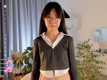 HopeHeaven – webcam model profile photo Image 19