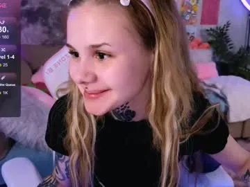 little_effy18_ – webcam model profile photo Image 7