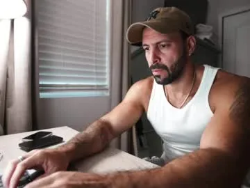 xxYuIxx – webcam model profile photo Image 11