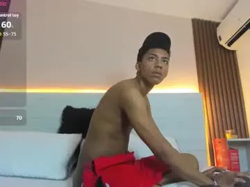 hina_porn – webcam model profile photo Image 15