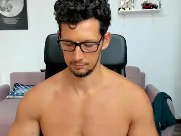 wolfan_sky – webcam model profile photo Image 19