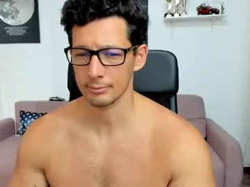 wolfan_sky – webcam model profile photo Image 6