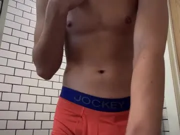 blondultra – webcam model profile photo Image 16