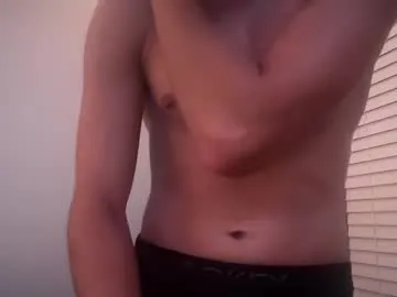 blondultra – webcam model profile photo Image 7