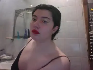 VIKITOMMY – webcam model profile photo Image 10