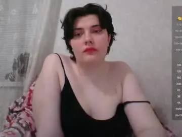 VIKITOMMY – webcam model profile photo Image 4