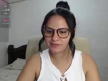 sophiestique – webcam model profile photo Image 5