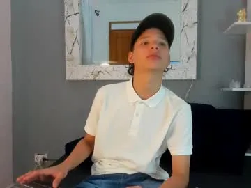 hungeddy – webcam model profile photo Image 8