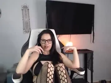 PinkyPai – webcam model profile photo Image 17