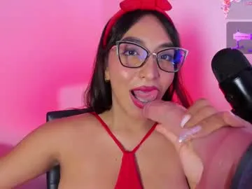 hina_porn – webcam model profile photo Image 8