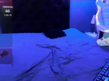 Playful_Adriana – webcam model profile photo Image 11