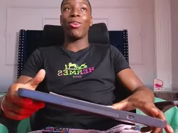 miablueye – webcam model profile photo Image 19