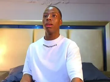 miablueye – webcam model profile photo Image 9