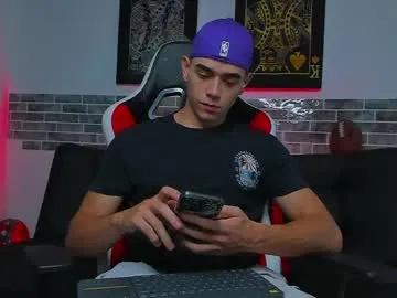 mmelicious – webcam model profile photo Image 5