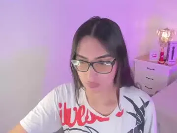 xunybany – webcam model profile photo Image 5