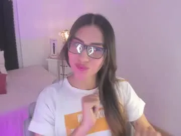 xunybany – webcam model profile photo Image 9