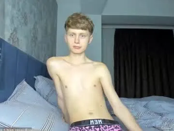 Twolatte1520 – webcam model profile photo Image 10