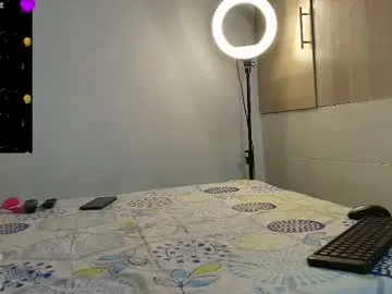 Daddyslut2_0 – webcam model profile photo Image 5