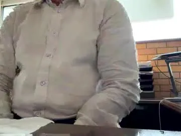 Daddyslut2_0 – webcam model profile photo Image 11