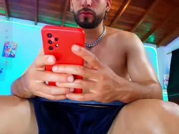 octavarium211 – webcam model profile photo Image 3