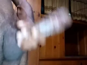 little_effy18_ – webcam model profile photo Image 8