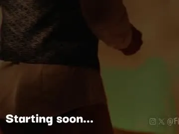 xunybany – webcam model profile photo Image 17