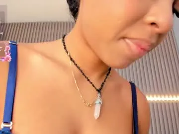 coralineross_ Image 7