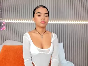 coralineross_ Image 8