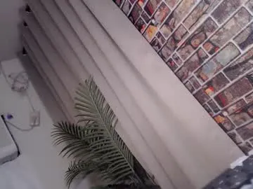 EvieEvans – webcam model profile photo Image 12