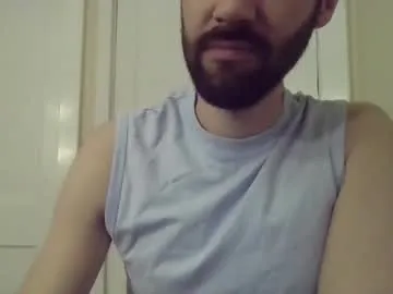 VIKITOMMY – webcam model profile photo Image 7