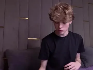 Prueberry – webcam model profile photo Image 3