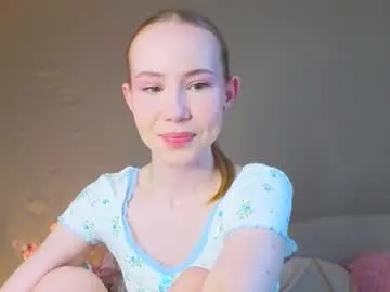 hina_porn – webcam model profile photo Image 16