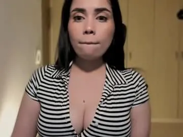 tsukicherry – webcam model profile photo Image 17