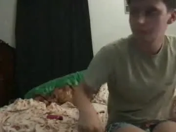 wolfan_sky – webcam model profile photo Image 18