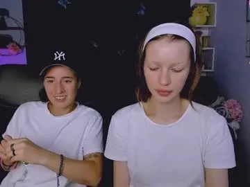 mila_stunning – webcam model profile photo Image 6